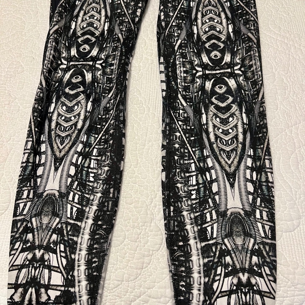 BlackMilk leggings